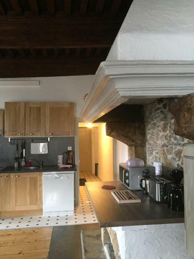 Appartement Chateau De La Comtesse แซ็งต์-แฌร์เวส์-เลส์-แบ็งส์ ภายนอก รูปภาพ
